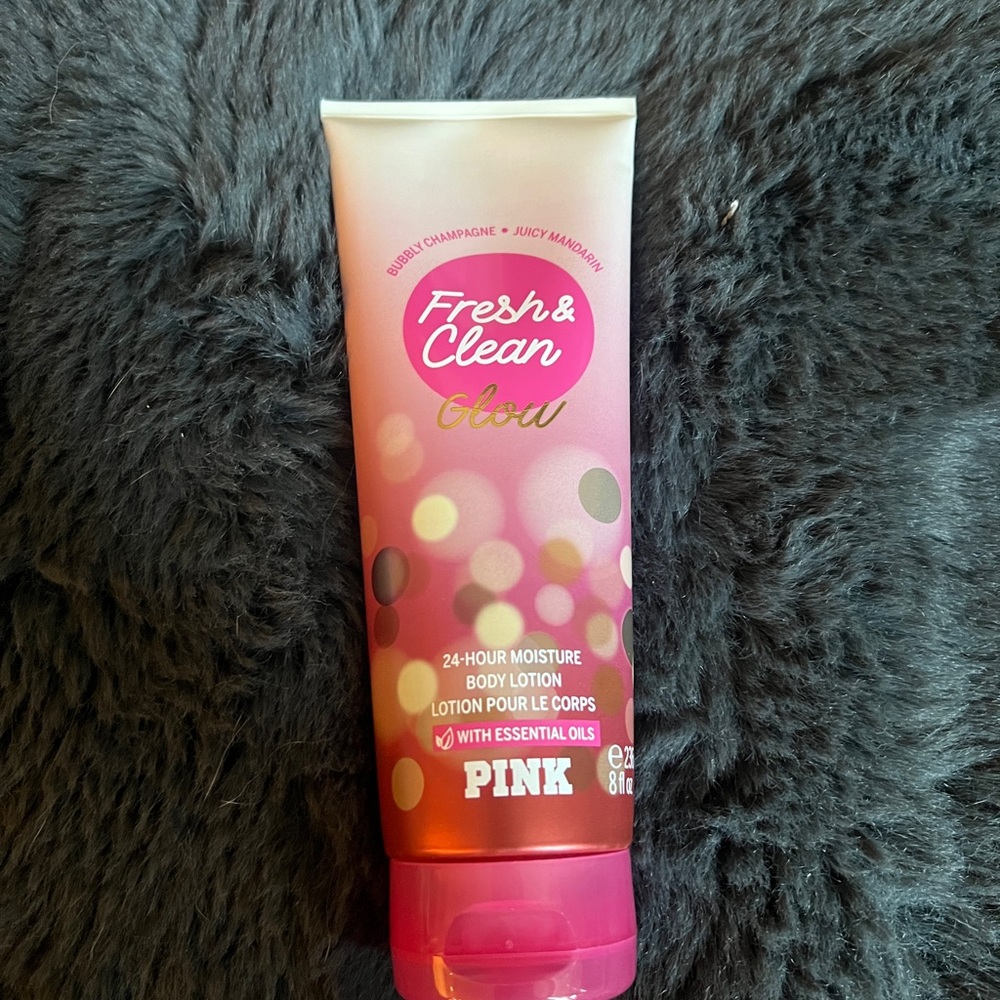 Victoria's Secret PINK Fresh & Clean Frosted body lotion